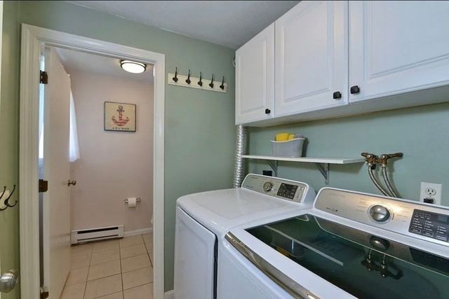 4 George St 3, Plainville, MA 02762