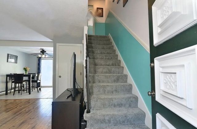 4 George St 3, Plainville, MA 02762
