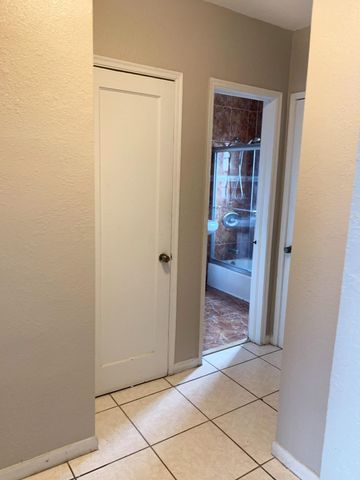 555 SW 16TH Avenue 15, Miami, FL 33135