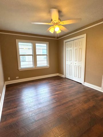 1612 Maple St, Morgan City, LA 70380