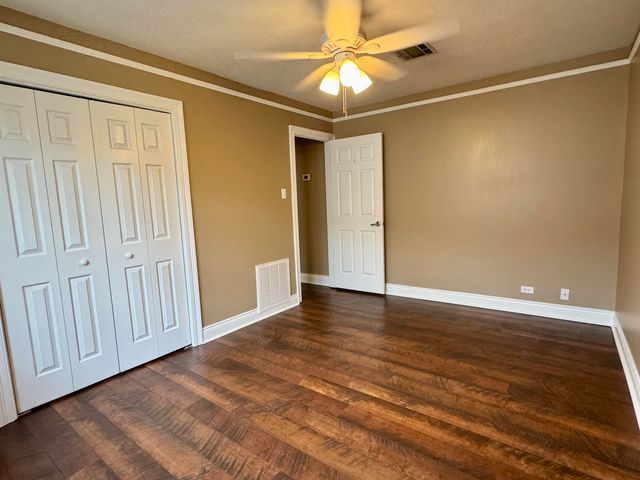 1612 Maple St, Morgan City, LA 70380