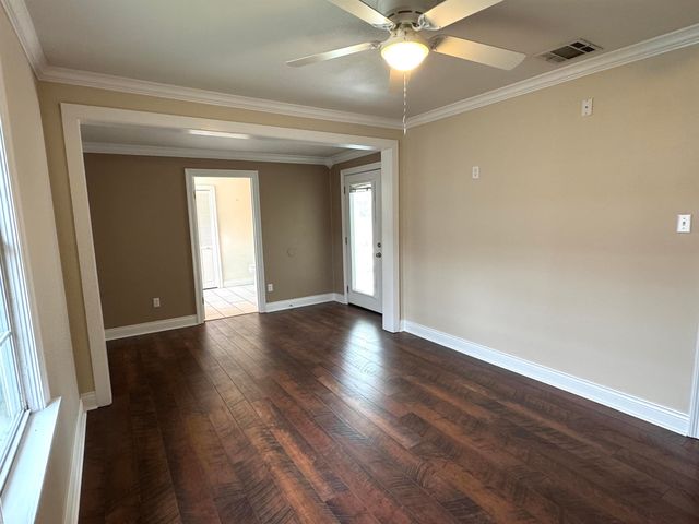 1612 Maple St, Morgan City, LA 70380