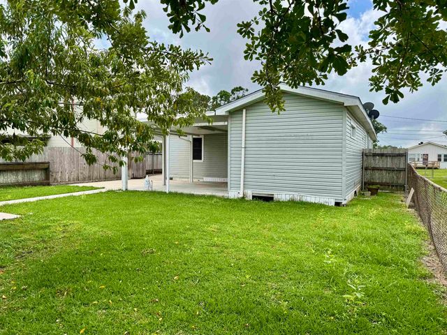 1612 Maple St, Morgan City, LA 70380