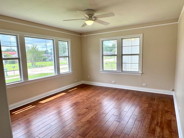 1612 Maple St, Morgan City, LA 70380