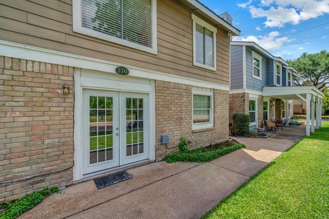 770 Memorial Mews Street A, Houston, TX 77079