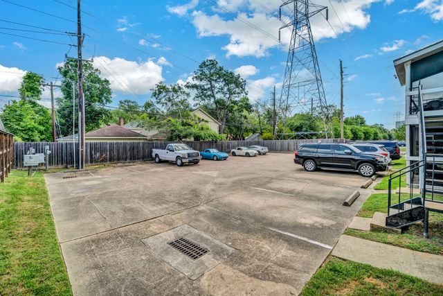 770 Memorial Mews Street A, Houston, TX 77079