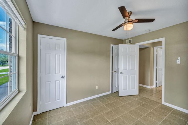 770 Memorial Mews Street A, Houston, TX 77079