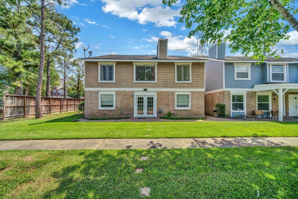 770 Memorial Mews Street A, Houston, TX 77079