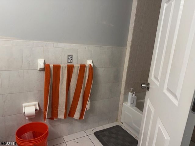 194 S 8Th St, Newark City, NJ 07103