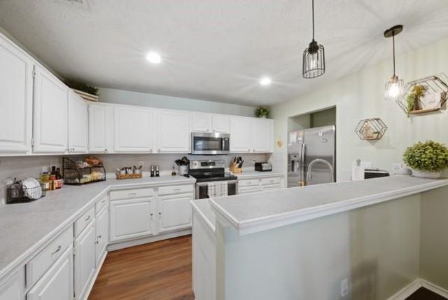 9318 Spindlewood Drive, Houston, TX 77083