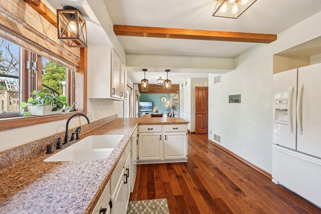 6241 S Whitnall WAY, Hales Corners, WI 53130