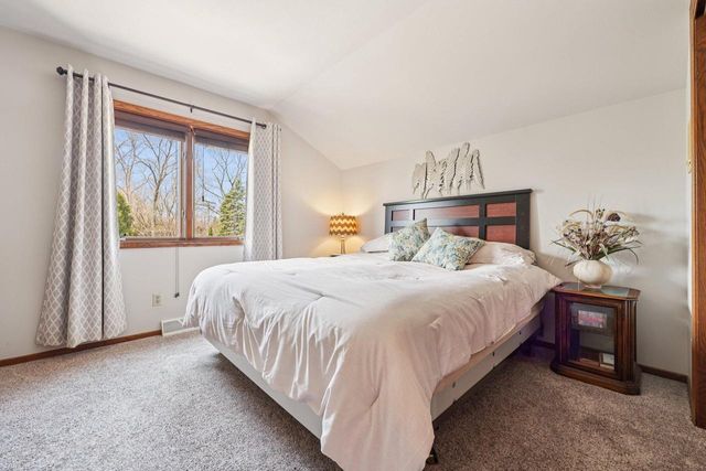 6241 S Whitnall WAY, Hales Corners, WI 53130