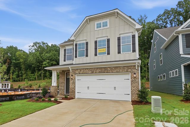 13130 Foxberry Road, Charlotte, NC 28213