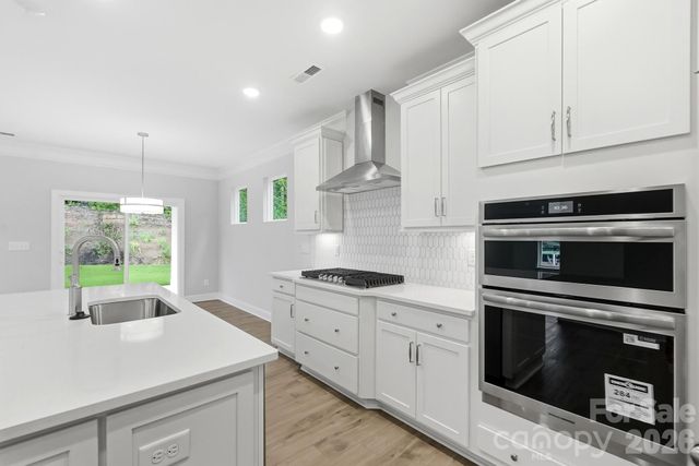 13130 Foxberry Road, Charlotte, NC 28213