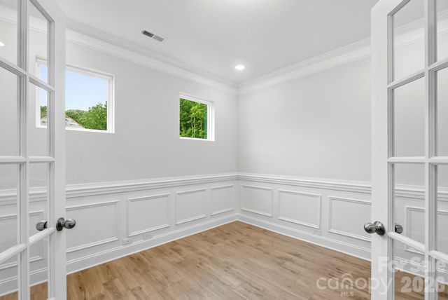 13130 Foxberry Road, Charlotte, NC 28213