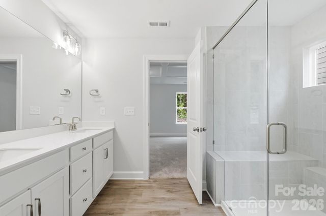 13130 Foxberry Road, Charlotte, NC 28213