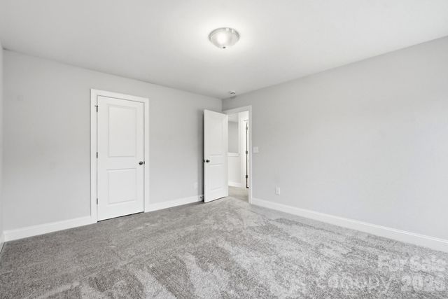13130 Foxberry Road, Charlotte, NC 28213