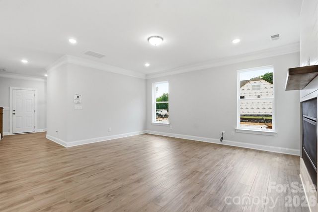 13130 Foxberry Road, Charlotte, NC 28213