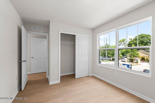 8941 HARE Avenue, Jacksonville, FL 32211