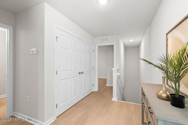 8941 HARE Avenue, Jacksonville, FL 32211