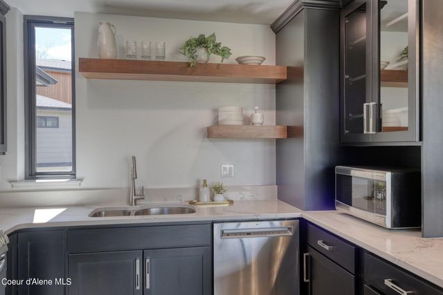 4745 Kona Dr, Coeur D'alene, ID 83814