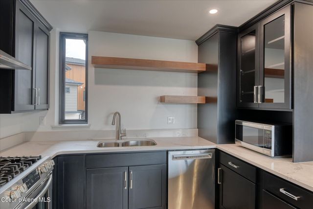 4745 Kona Dr, Coeur D'alene, ID 83814