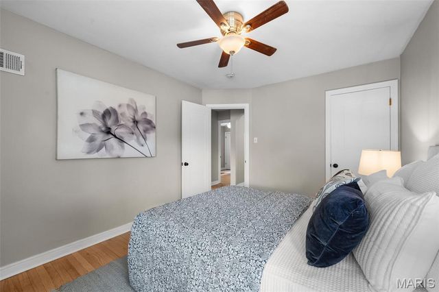 5724 Rosa Avenue, St Louis, MO 63109