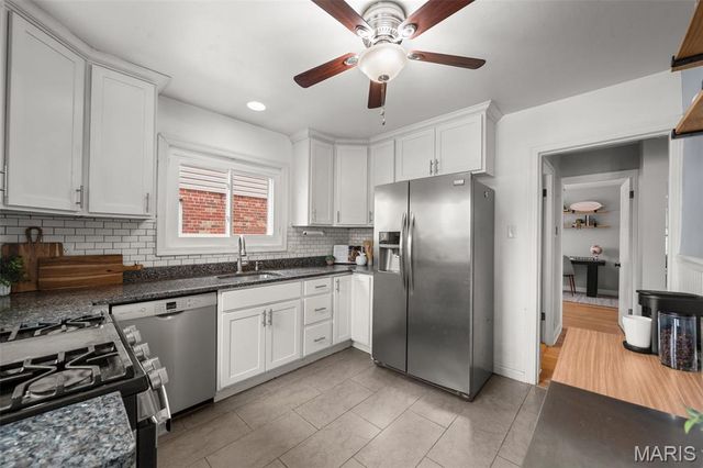 5724 Rosa Avenue, St Louis, MO 63109