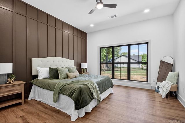 66 Friendship Road, Conway, AR 72032