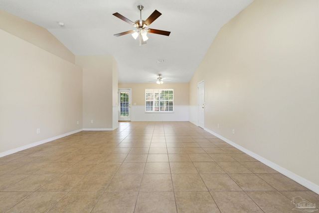 7301 Copter Ln, Milton, FL 32570
