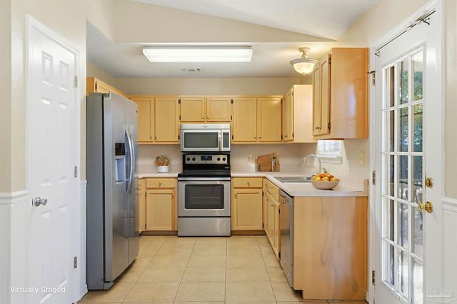 7301 Copter Ln, Milton, FL 32570