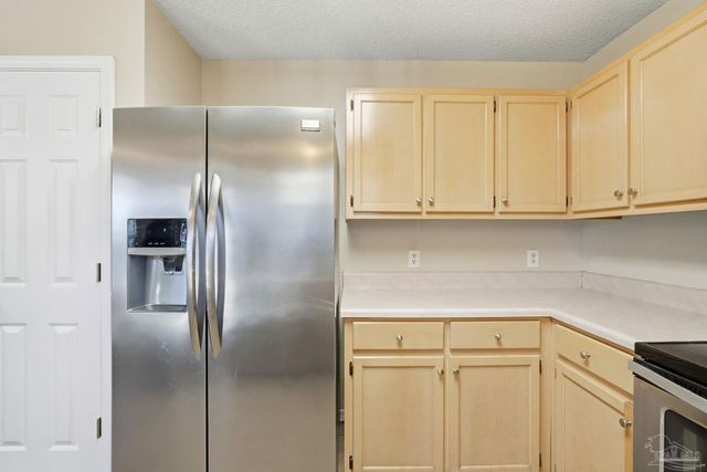 7301 Copter Ln, Milton, FL 32570