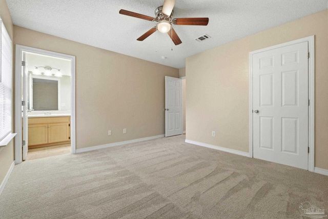 7301 Copter Ln, Milton, FL 32570