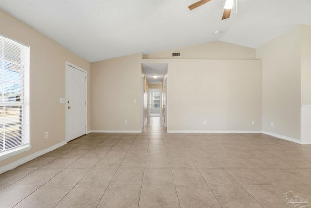 7301 Copter Ln, Milton, FL 32570