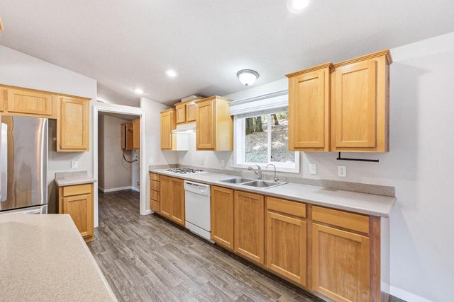 21155 Placer Hills Rd, Colfax, CA 95713