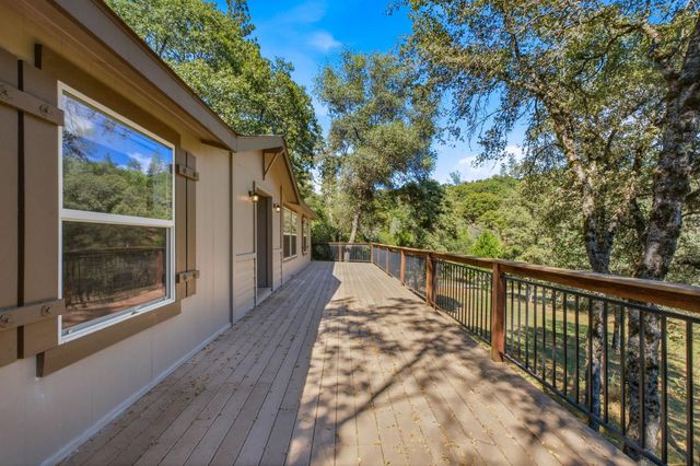 21155 Placer Hills Rd, Colfax, CA 95713