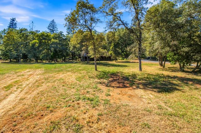 21155 Placer Hills Rd, Colfax, CA 95713