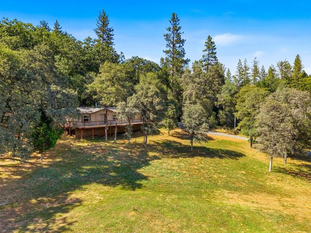 21155 Placer Hills Rd, Colfax, CA 95713