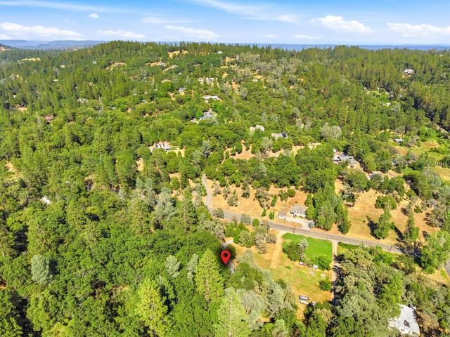 21155 Placer Hills Rd, Colfax, CA 95713