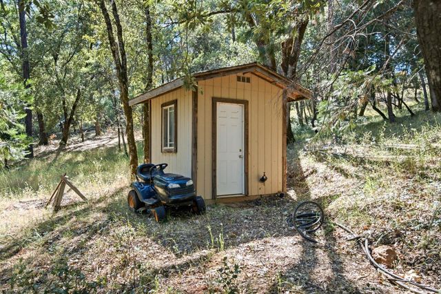 21155 Placer Hills Rd, Colfax, CA 95713