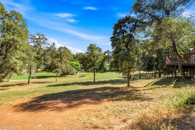 21155 Placer Hills Rd, Colfax, CA 95713
