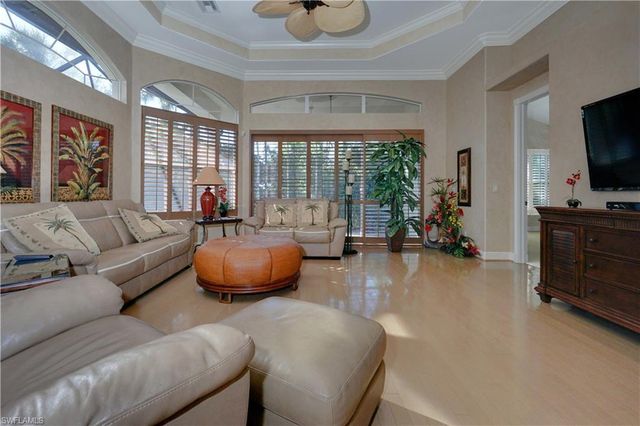 5065 Kensington High ST, Naples, FL 34105