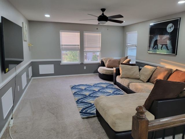 429 Unforgiven LN, Jarrell, TX 76537