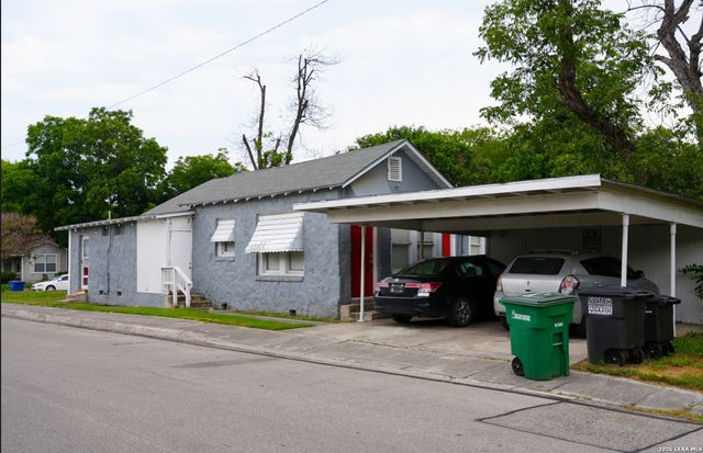 1738 Santa Anna, San Antonio, TX 78201
