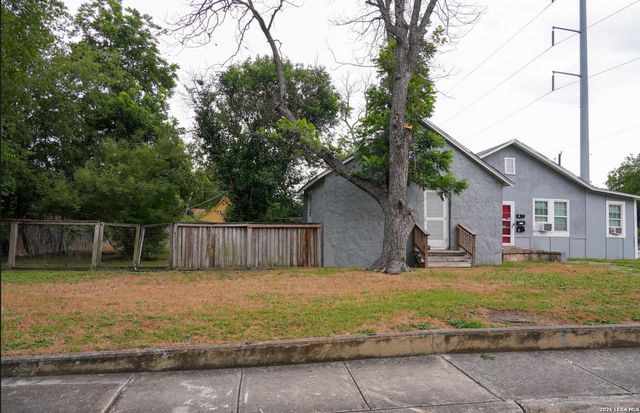 1738 Santa Anna, San Antonio, TX 78201