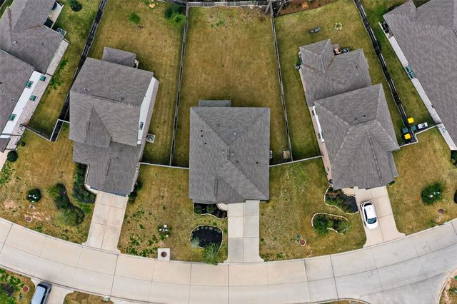 810 Spruce Pine Drive, Willis, TX 77318