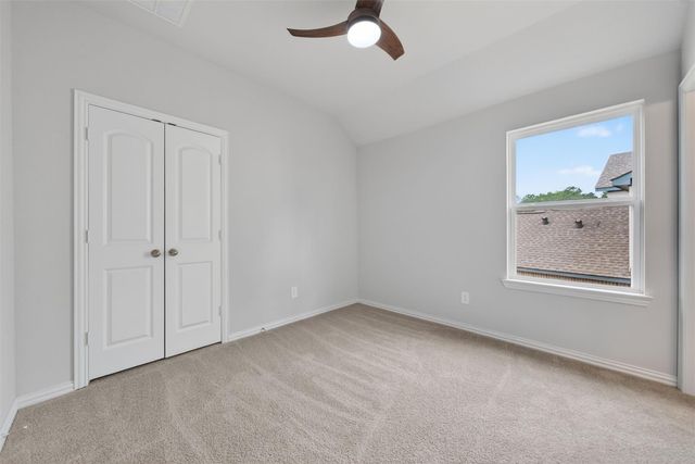 810 Spruce Pine Drive, Willis, TX 77318