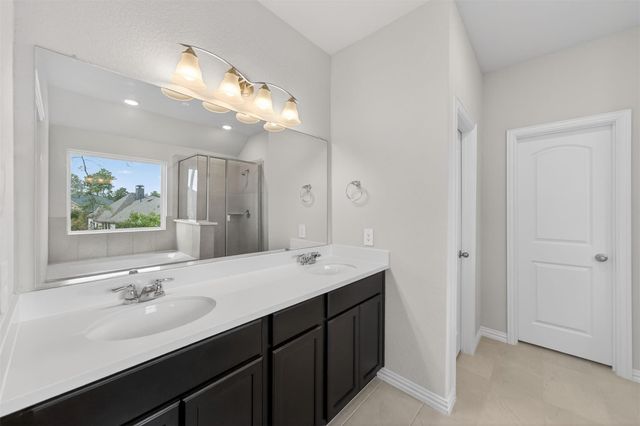 810 Spruce Pine Drive, Willis, TX 77318