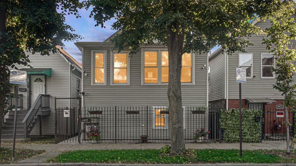 4425 W Carroll Avenue, Chicago, IL 60624 — photo 2