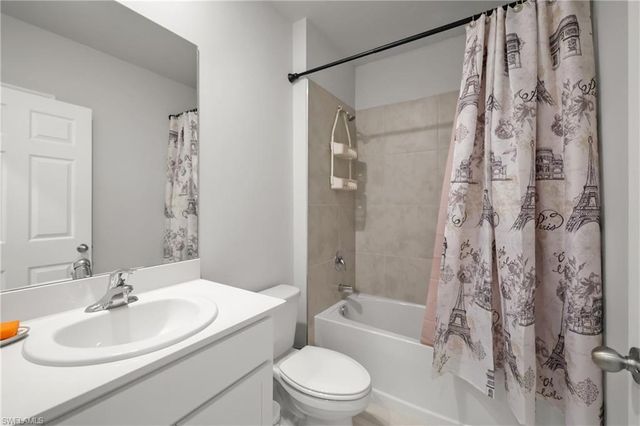 2621 Table Coral TRL, North Fort Myers, FL 33903